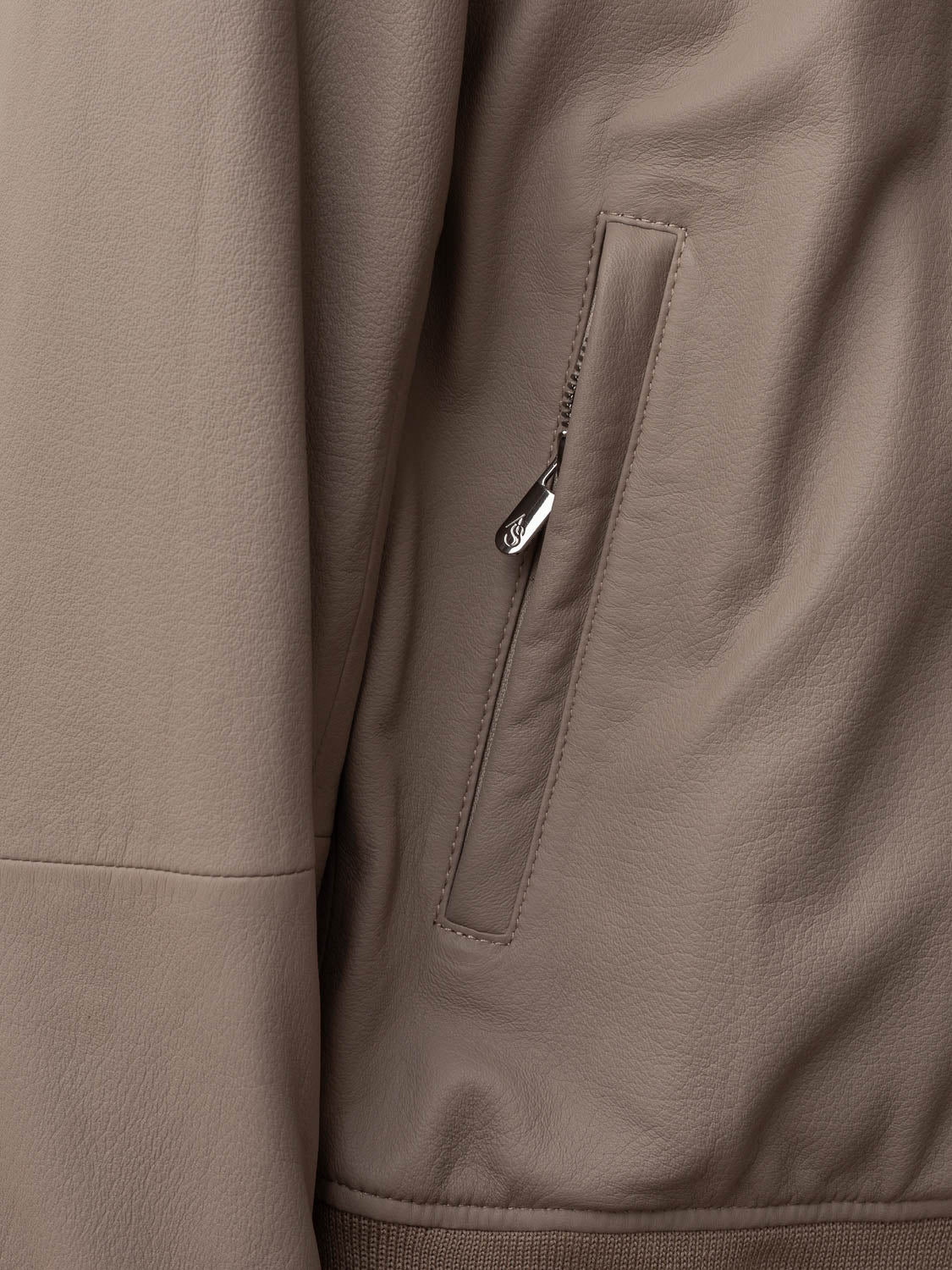 Challenge Jacket in Grain Leather - Grège