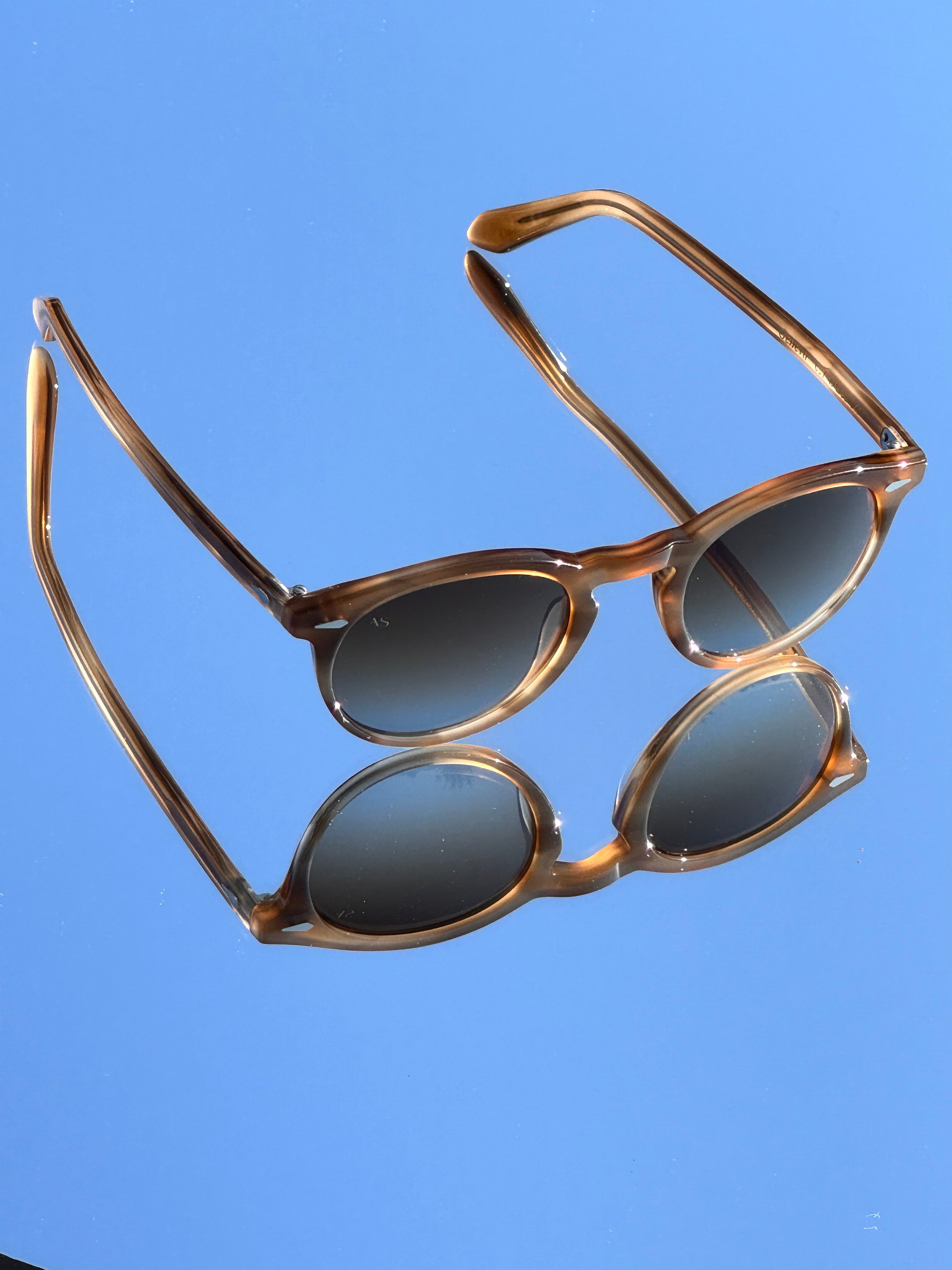 Sunglasses - Iconic - Crema