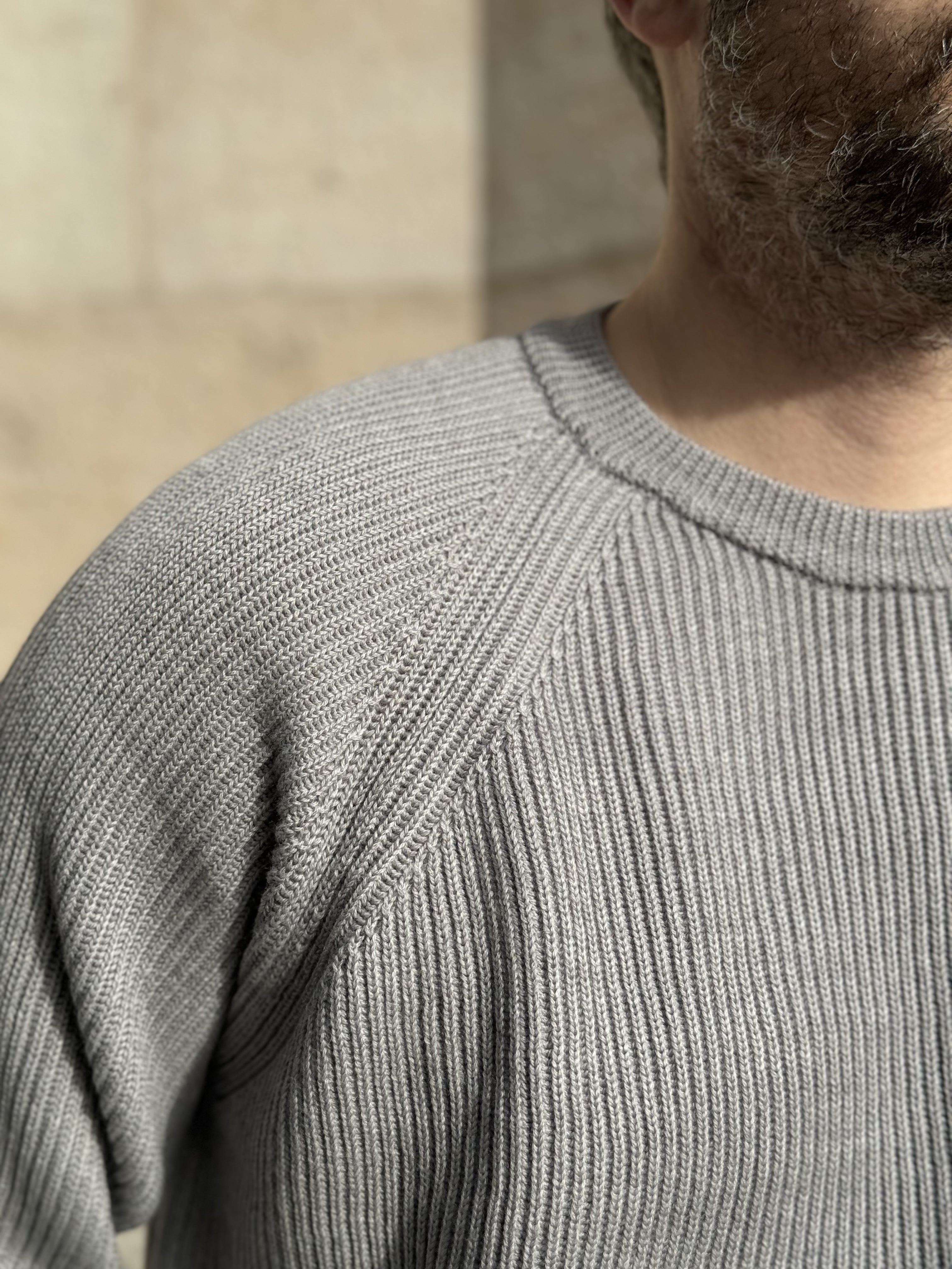 CREWNECK RAGLAN WOOL - LIGHT GREY