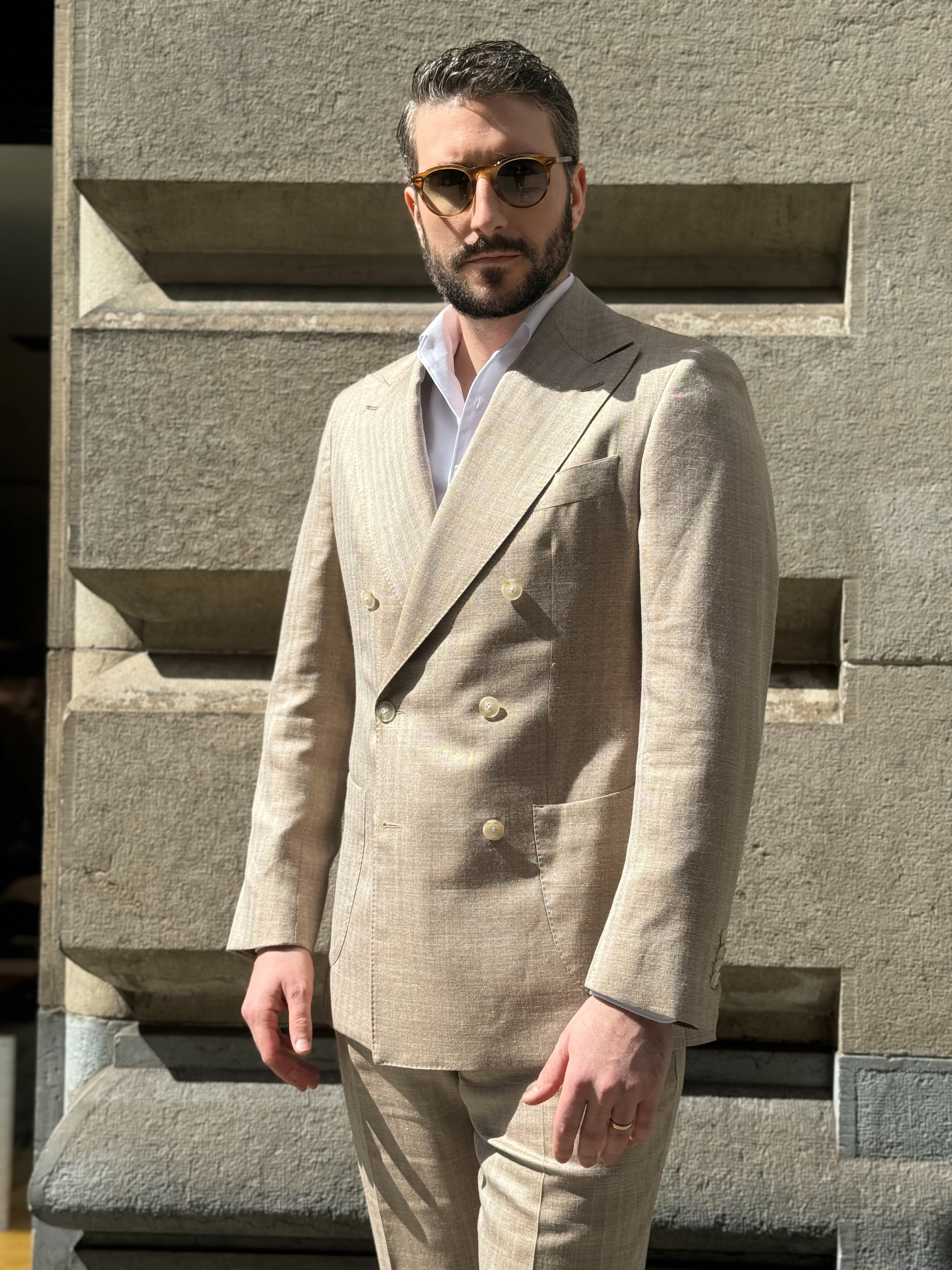 D.B Suit Herringbone - Beige