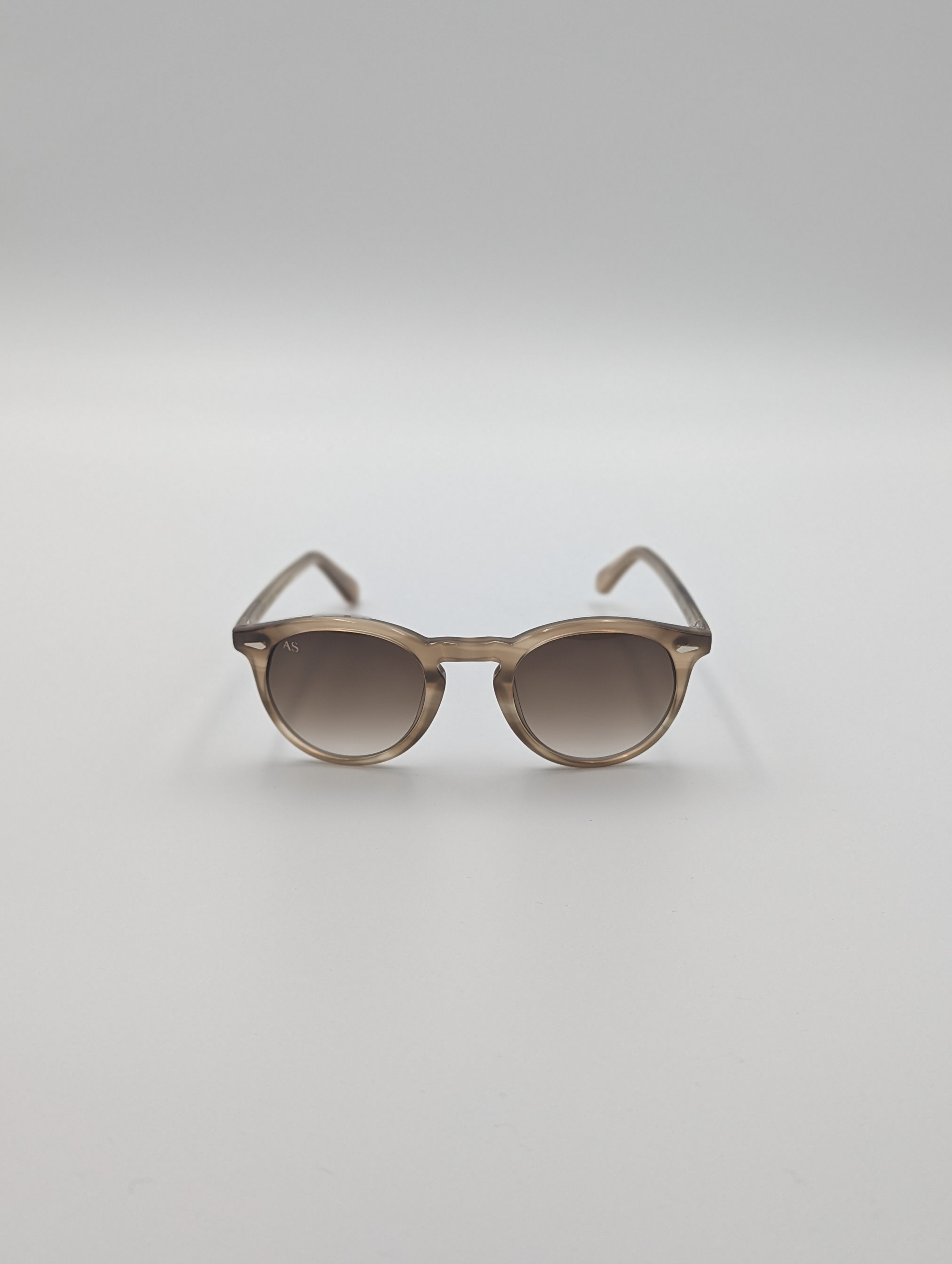 Sunglasses - Iconic - Crema